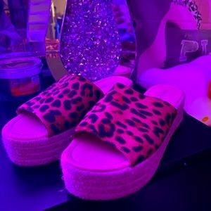 Fashion Nova Cheetah print open toe wedges🖤✨🐆